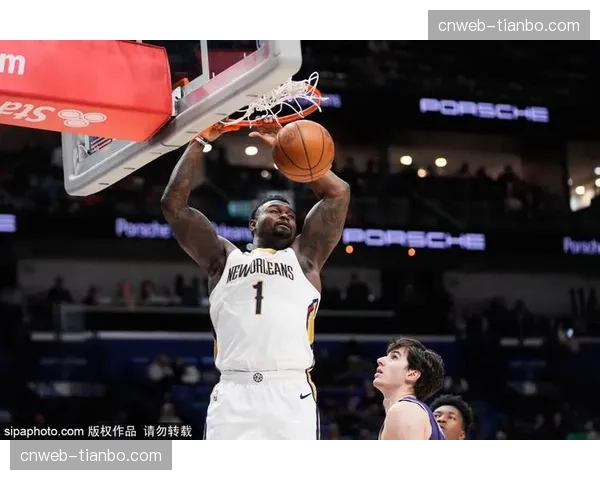 锡安·威廉姆森因左腿筋紧张缺席训练,出战成疑 锡安·威廉姆森因左腿筋紧张缺席训练,出战成疑