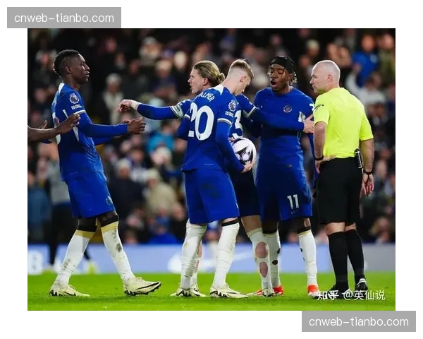 切尔西队内训练视频流出，重点演练无锋阵下的多点穿插